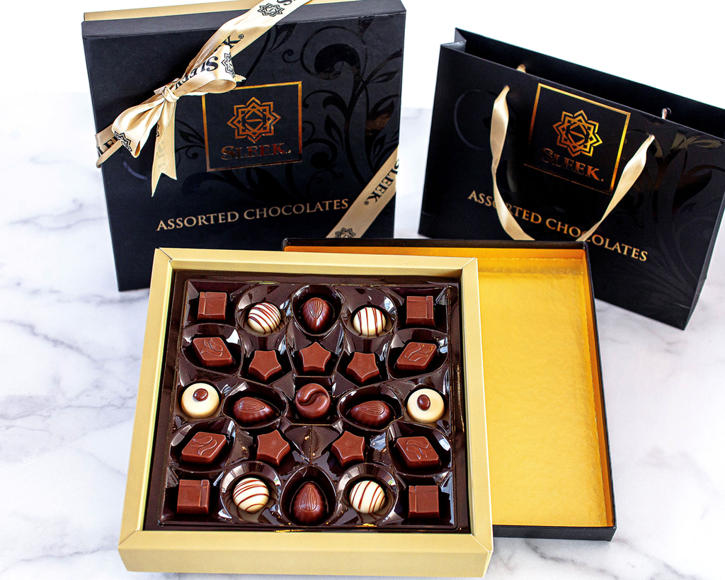 Assorted Chocolate Black And Gold Gift Box, 260g