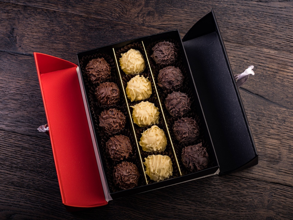 Assorted Dessert Truffle Red And Black Box, 225g